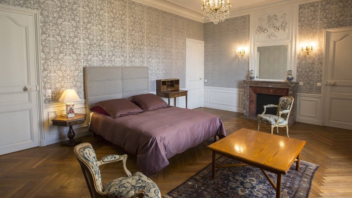 Barbeville Bed & Breakfast | Courtyard Comfort Suite