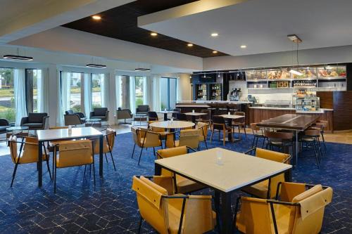Miamisburg Hotel | Courtyard Dayton South Mall