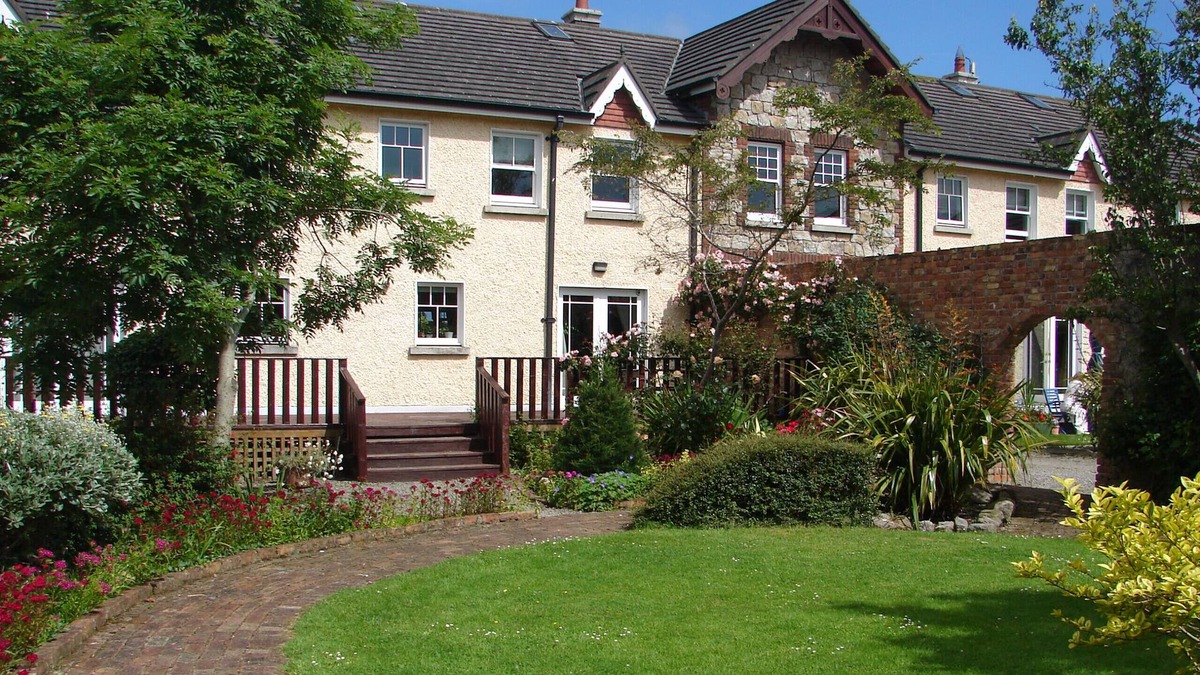 Bettystown House | Courtyard Holiday Cottages