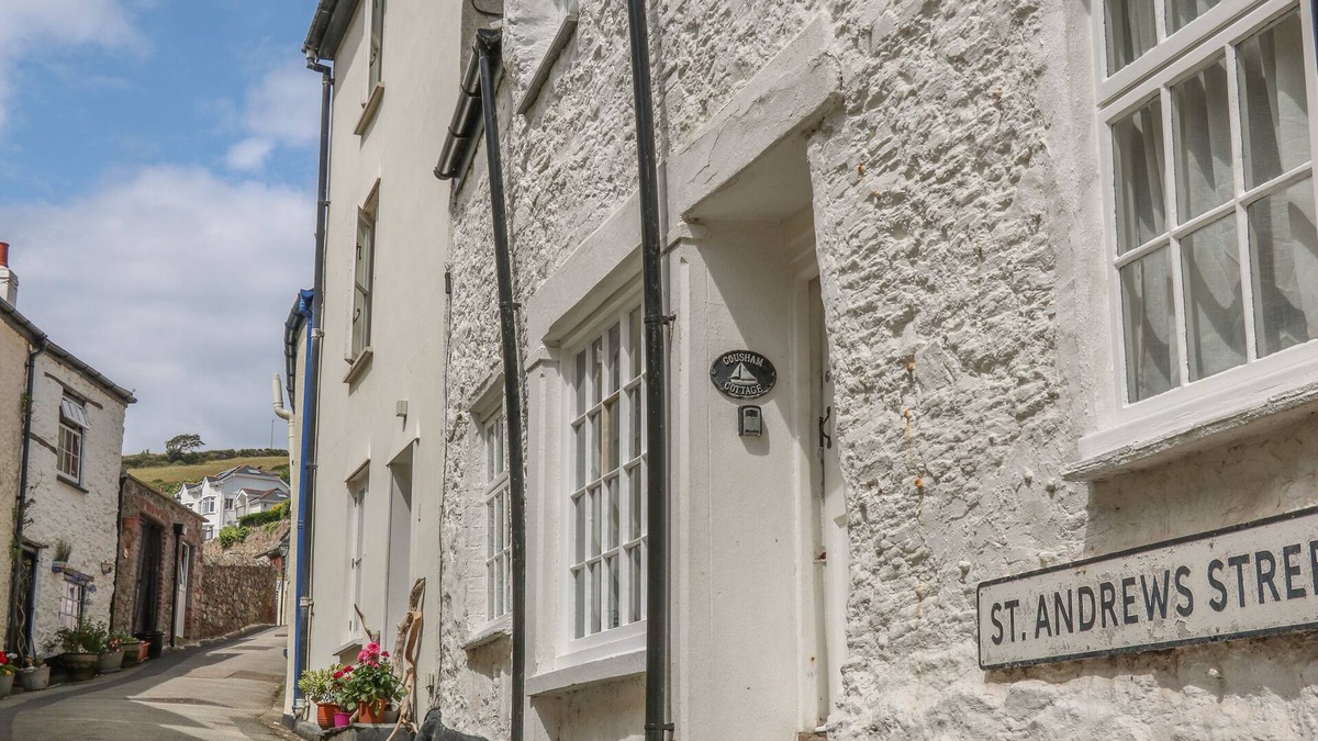 Cawsand Cottage | COUSHAM COTTAGE, pet friendly, with open fire in Kingsand And Cawsand