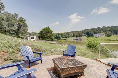 Vonore House | Cove Life Cabin on the Lake