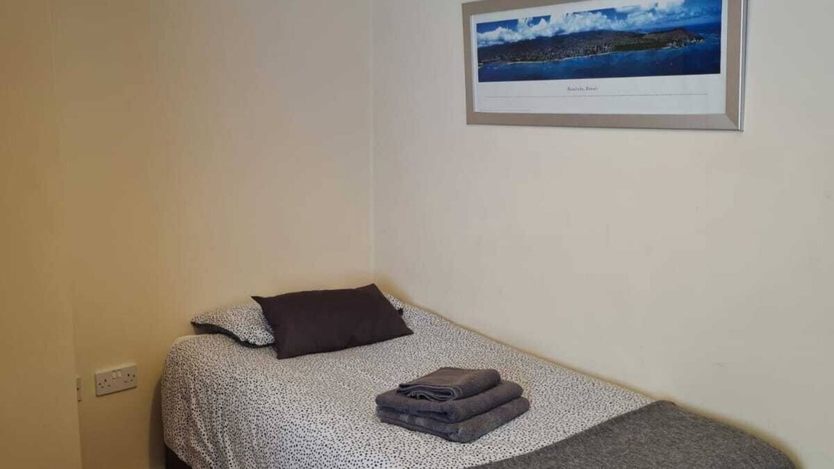 Coventry City Centre Apartment | Coventry home Priory Place award winning one two and three bedroom accommodation