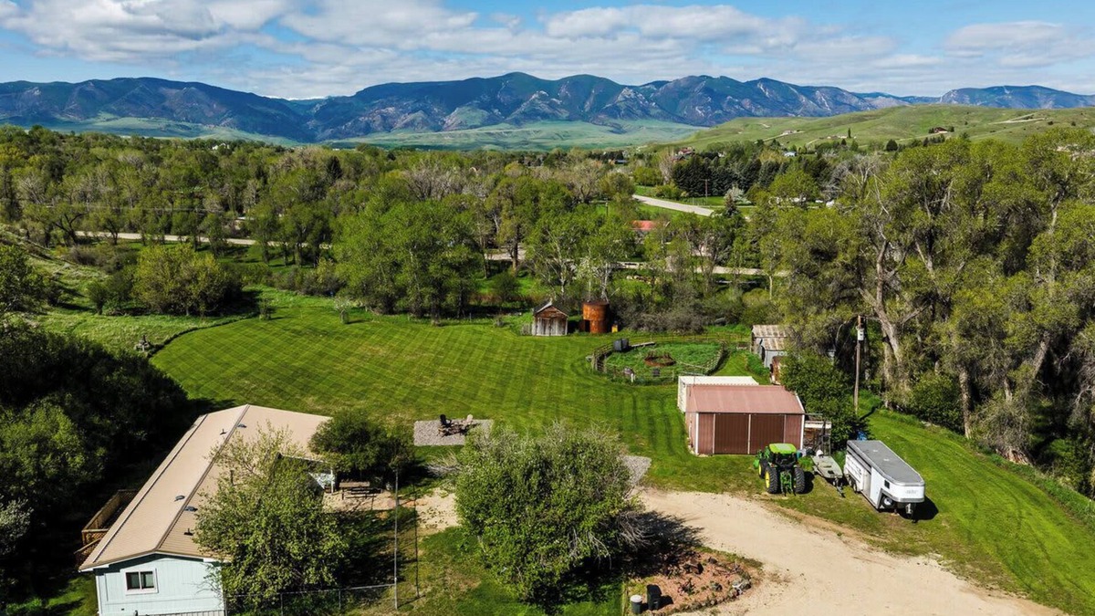 Sheridan House | Cow Camp Serene Rural Escape