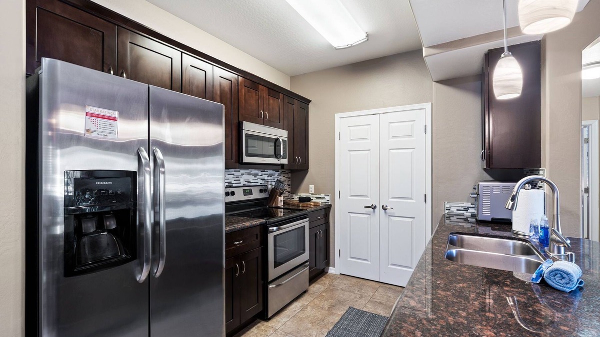 Parkwood Ranch House | Coyote Retreat 3 bed 2 bath