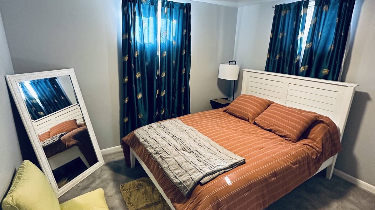Northglenn Apartment | Cozi Basement Suite 15 min away from Denver Downtown