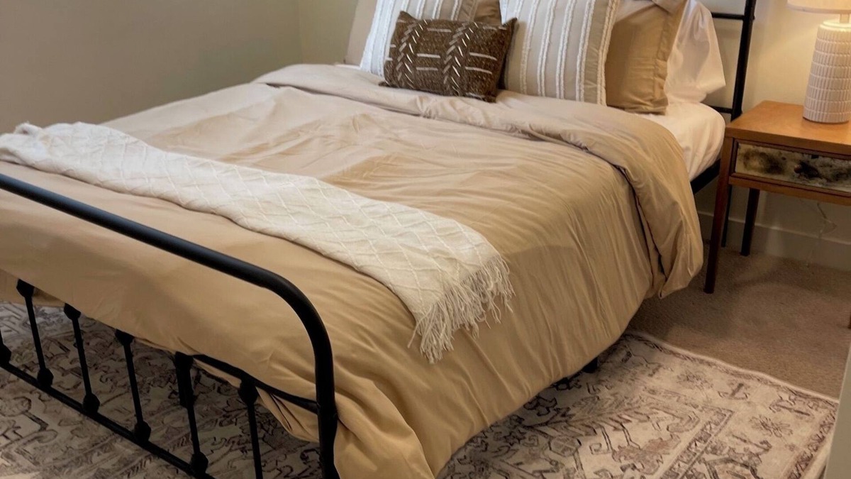 Draper Condo | Cozy 1 Bed 1 Bath Apartment w/Pool, Hot Tub, Gym, Pool Table, Arcade Games