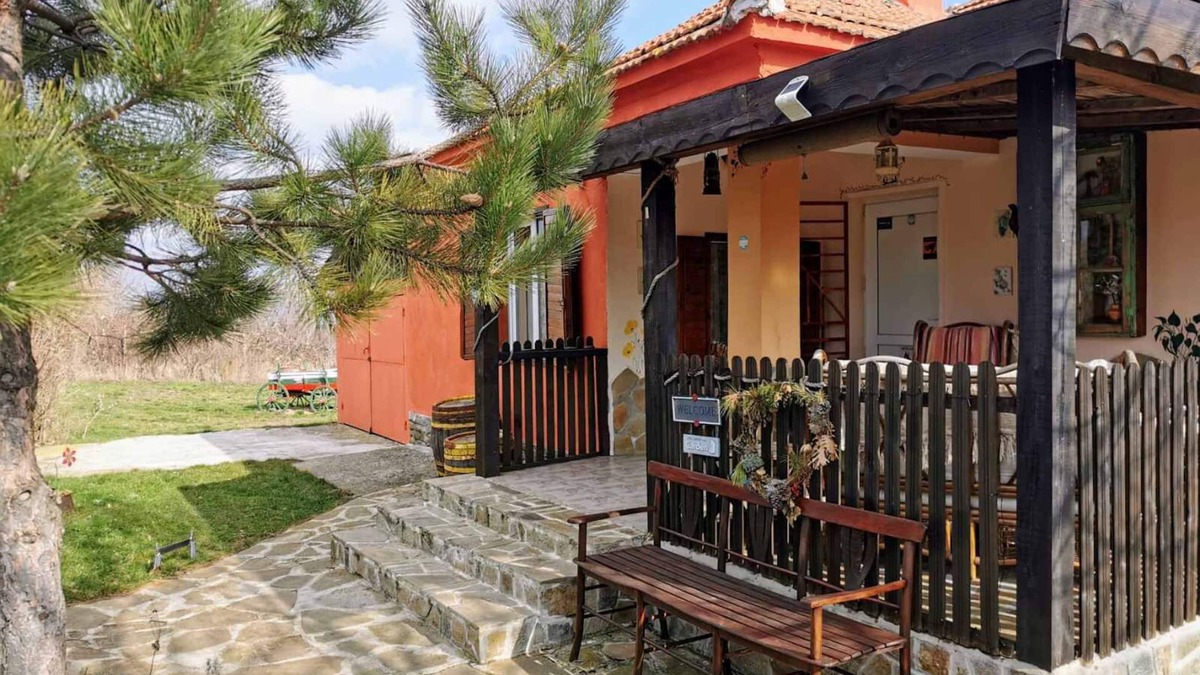 Prilep Cottage | Cozy 1 Bed Cottage in Ognen, near Karnobat, Burgas