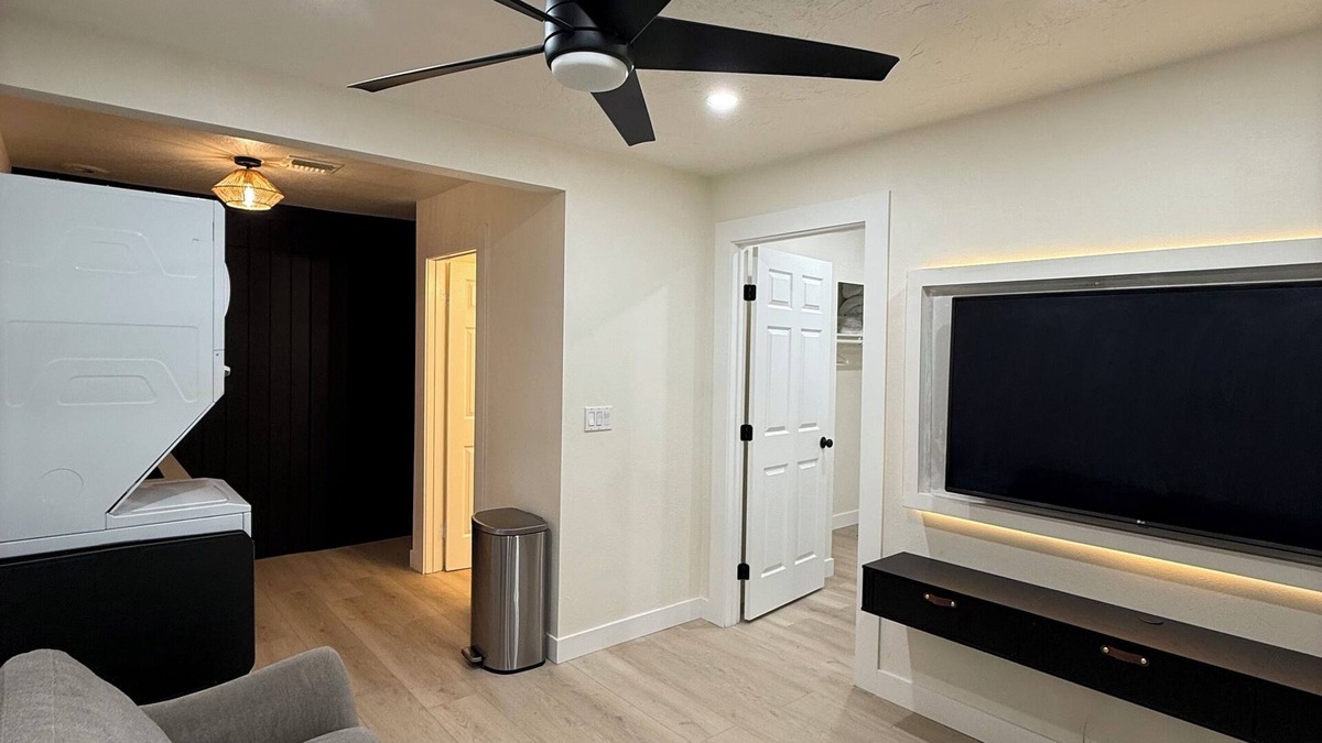 Sunrise Manor Villa | Cozy 1 bedroom 1 bath escape with stunning city views