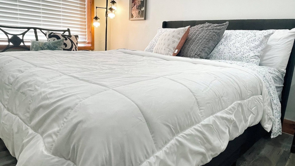 Shattuck House | Cozy 1 Bedroom, 1 Bath Inn in the heart of Shattuck, Oklahoma!