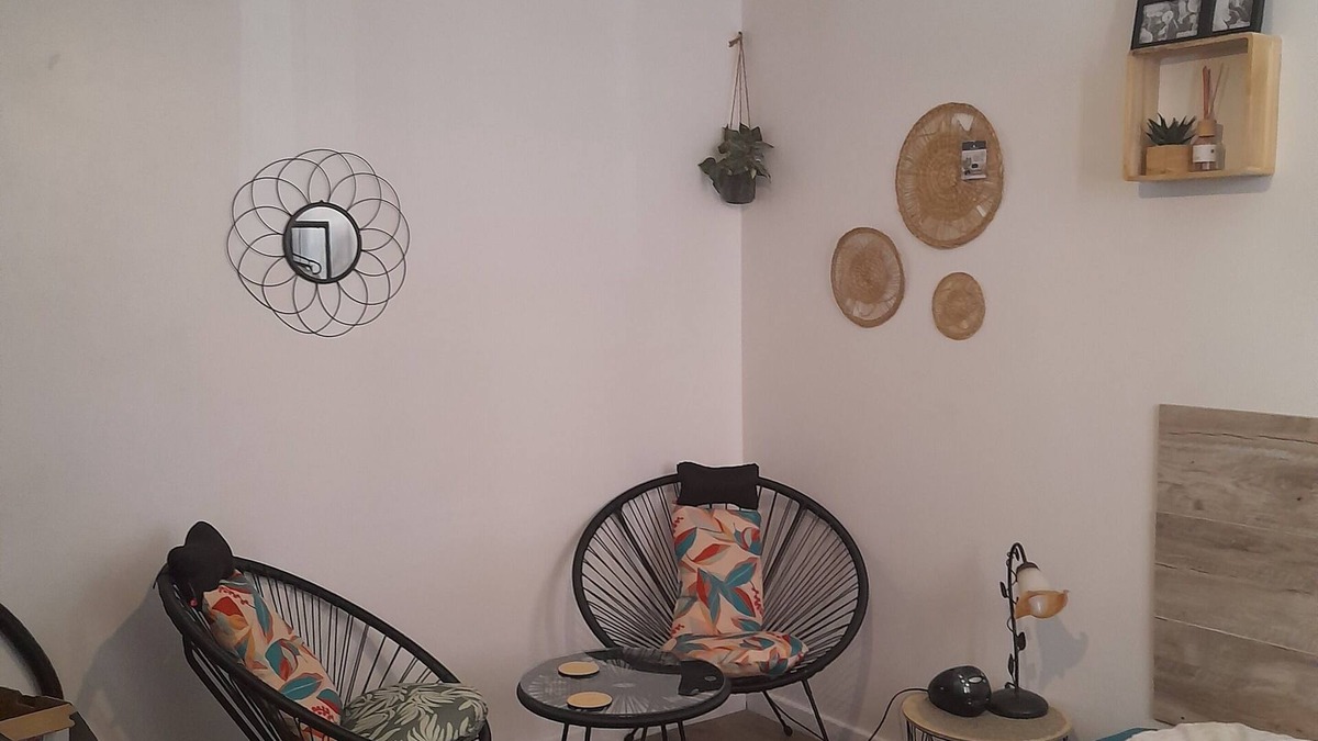 Lemasson Apartment | Cozy 1-bedroom 23 m2 apartment in delightful Montpellier with WiFi