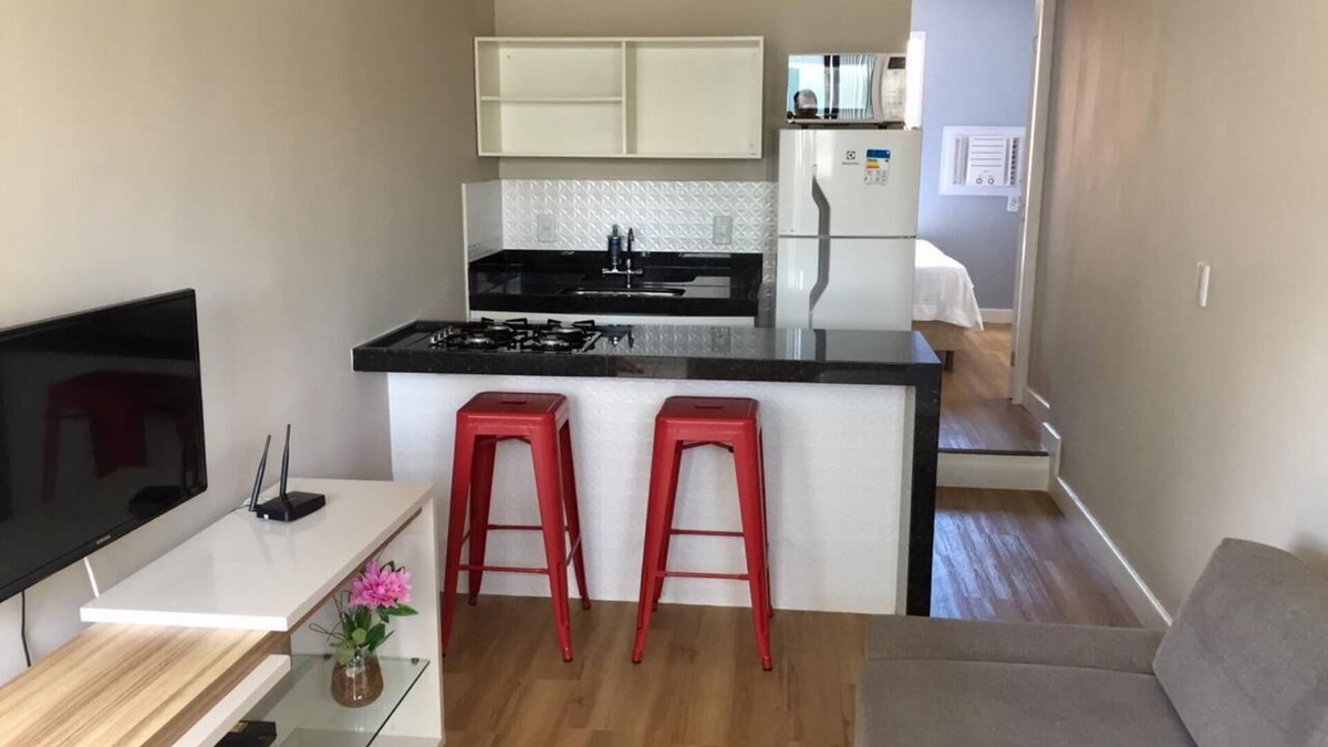 Jardim Camburi Apartment | Cozy 1 bedroom apartment with air conditioning in Jardim Camburi