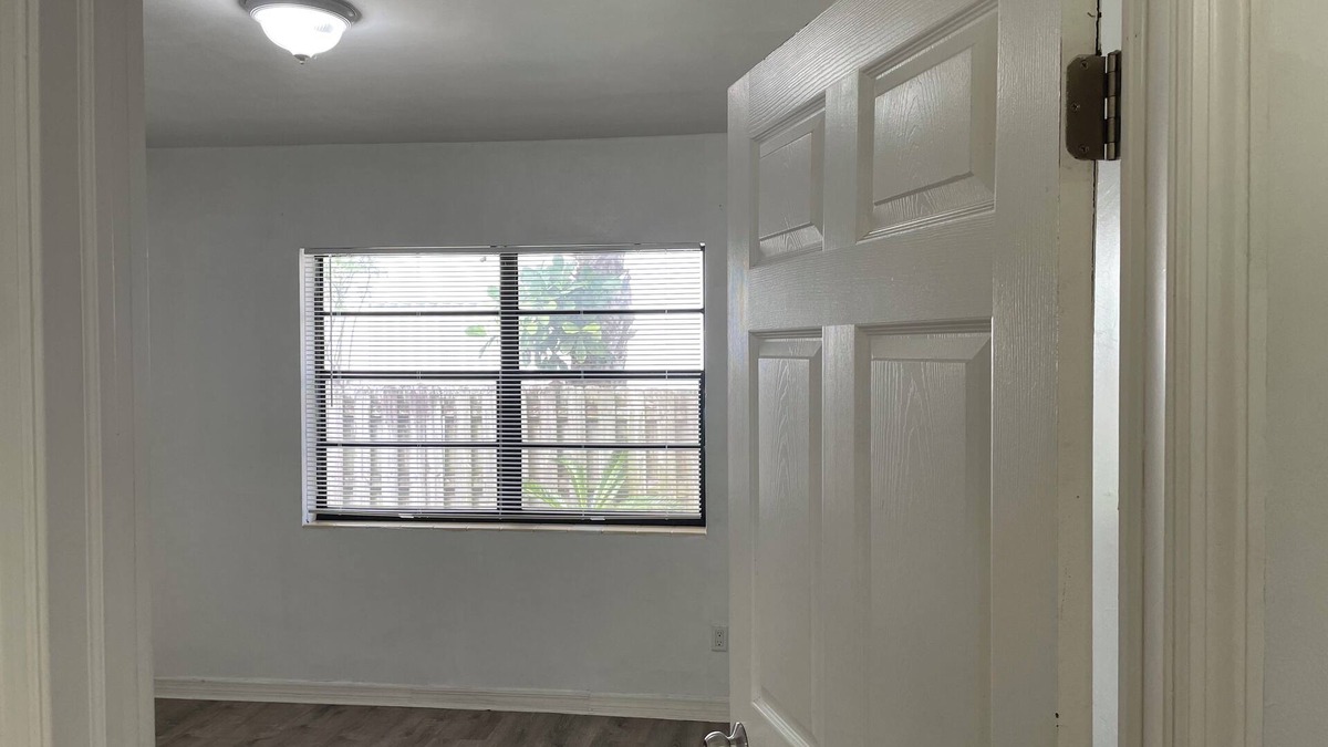Miami Shores Apartment | Cozy 1-bedroom apartment in awesome Miami Shores with AC