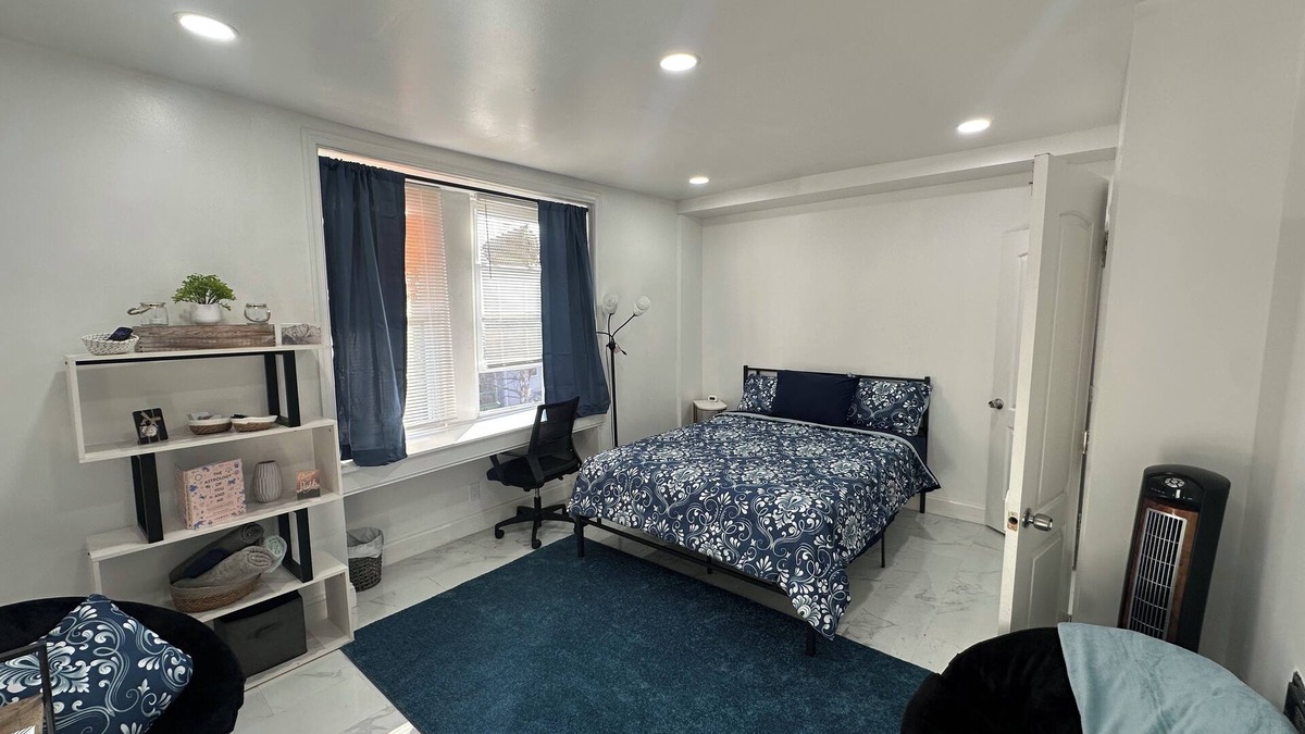 Spruce Hill Apartment | Cozy 1-bedroom apartment with WiFi, AC in pleasant Philadelphia