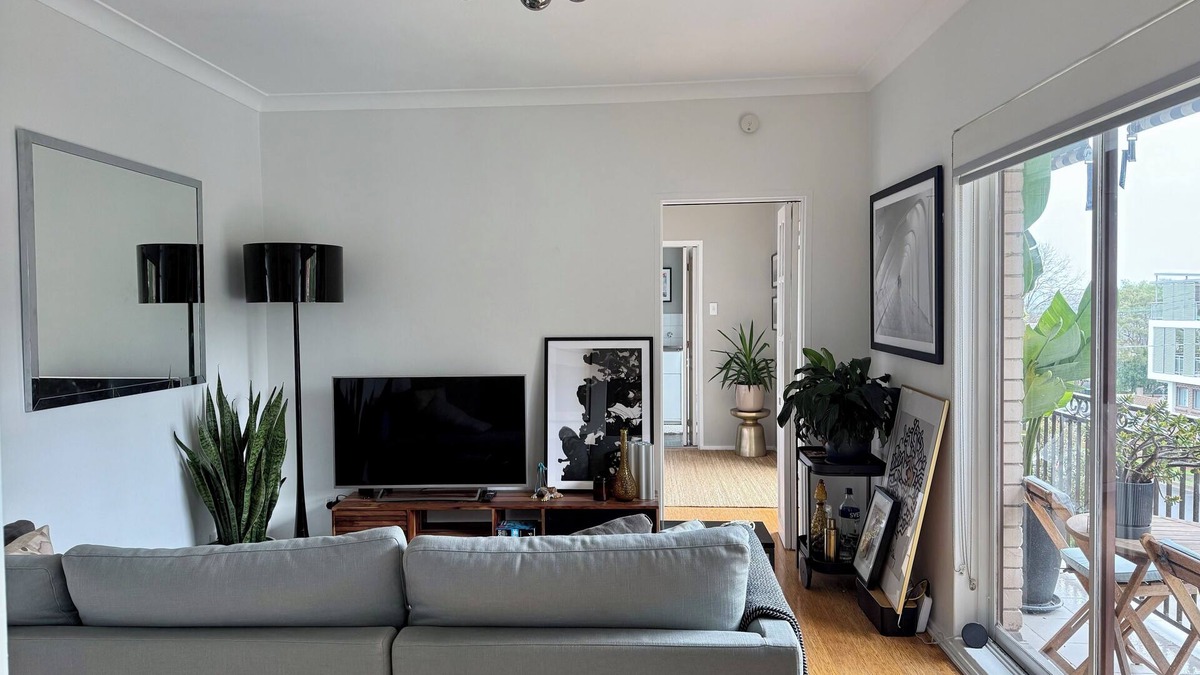 Gladesville Apartment | Cozy 1 bedroom apartment in the bayside Sydney suburb of Gladesville