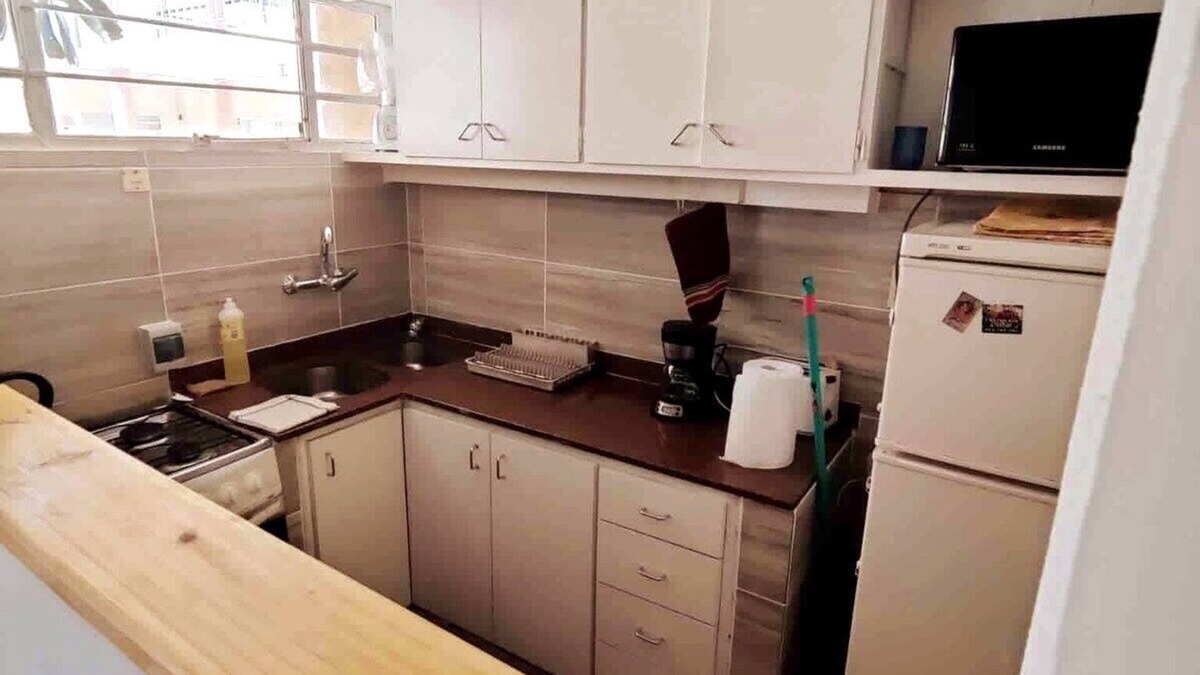 Montevideo Apartment | Cozy 1-bedroom apartment in enchanting Montevideo with WiFi, AC