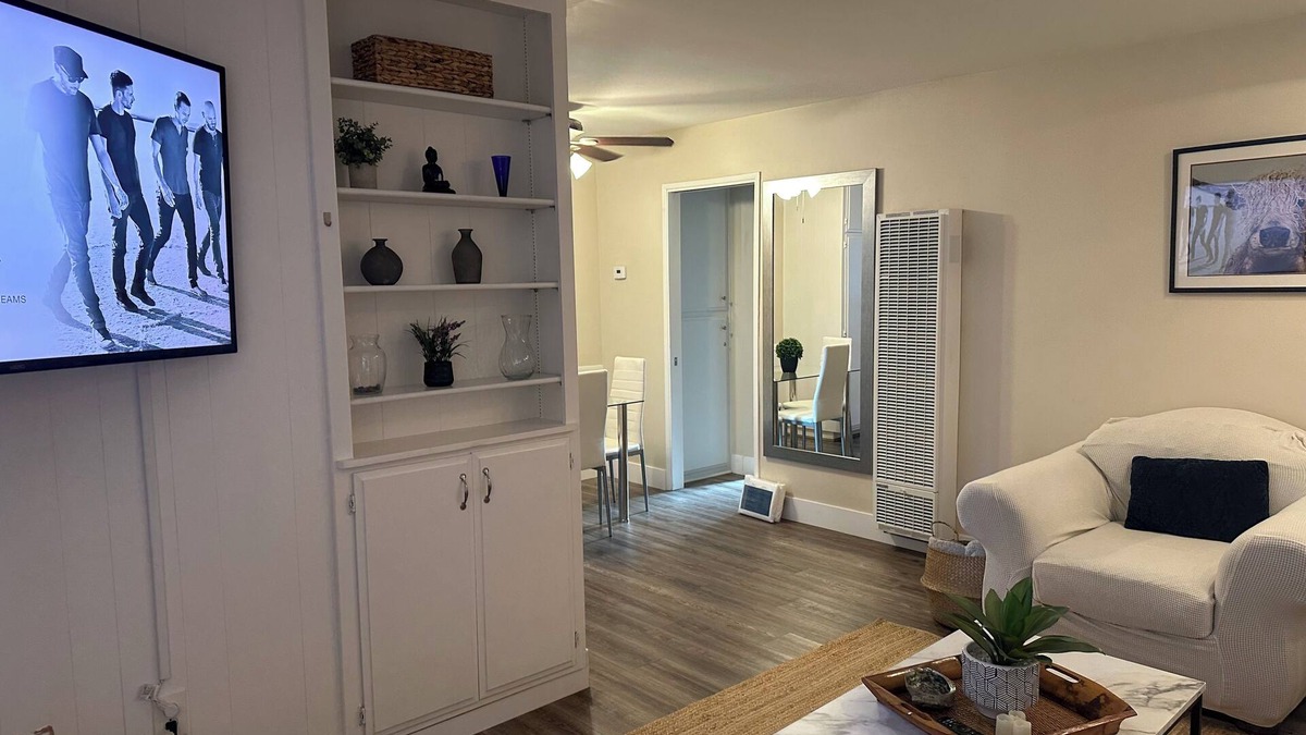Kensington Apartment | Cozy 1-bedroom apartment in the Kensington neighborhood of San Diego with WiFi