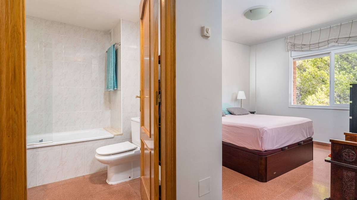 Calella Apartment | Cozy 1-bedroom apartment in lovely Calella with AC, WiFi