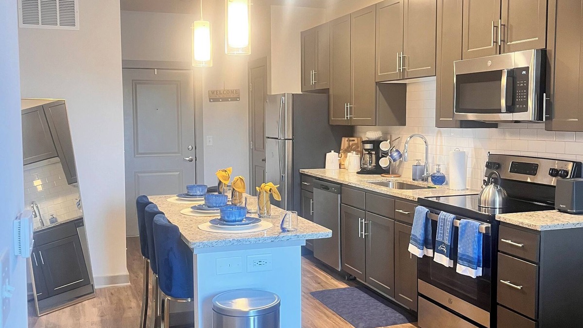 Morningside-Lenox Park Apartment | Cozy 1-bedroom apartment in marvelous Atlanta with WiFi, AC