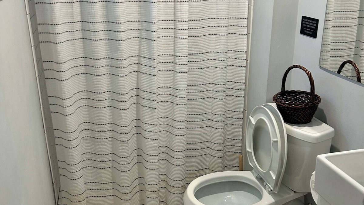 Pittsburgh Apartment | Cozy 1-bedroom apartment in delightful Atlanta with WiFi, AC, Washer and Dryer