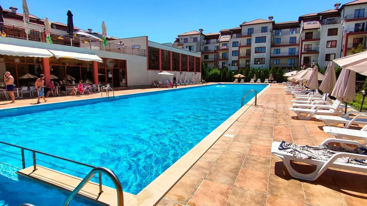 Nessebar Apartment | Cozy 1-bedroom Apartment with Pool