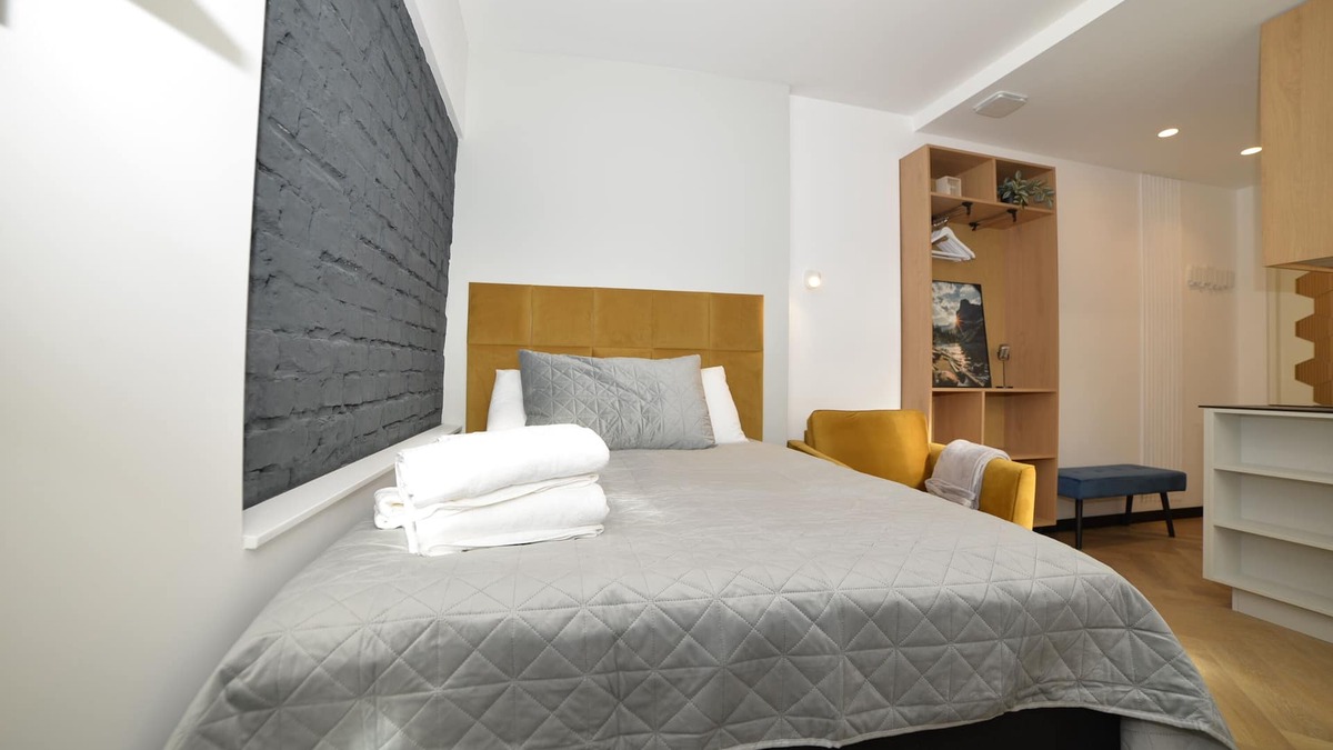 Maskavas Forstate Apartment | Cozy 1-bedroom apartment in awesome Rīga with WiFi
