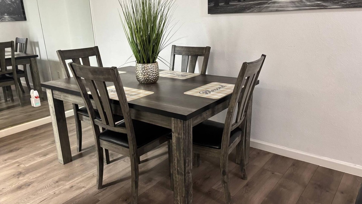 Northwest Dallas Apartment | Cozy 1-bedroom apartment in perfect Dallas with AC, WiFi