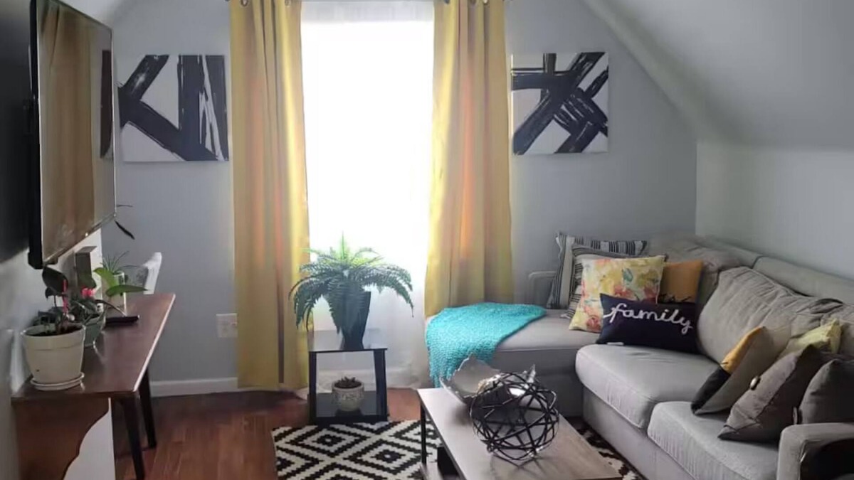 Queens Apartment | Cozy 1-bedroom apartment in amazing Queens with AC