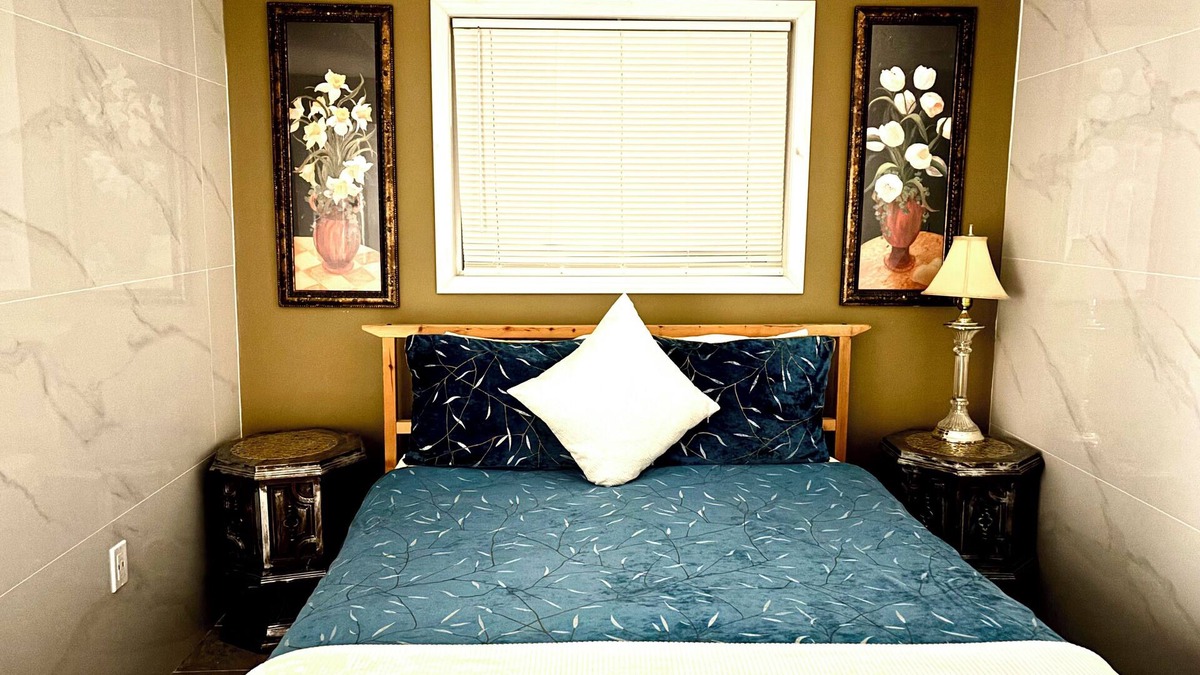 Steveston House | Cozy 1-bedroom