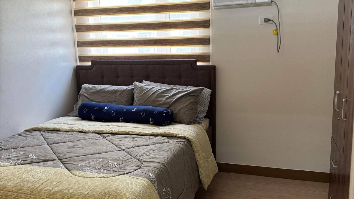 San Bartolome Condo | Cozy 1-bedroom condo with AC and WiFi in enjoyable Quezon City