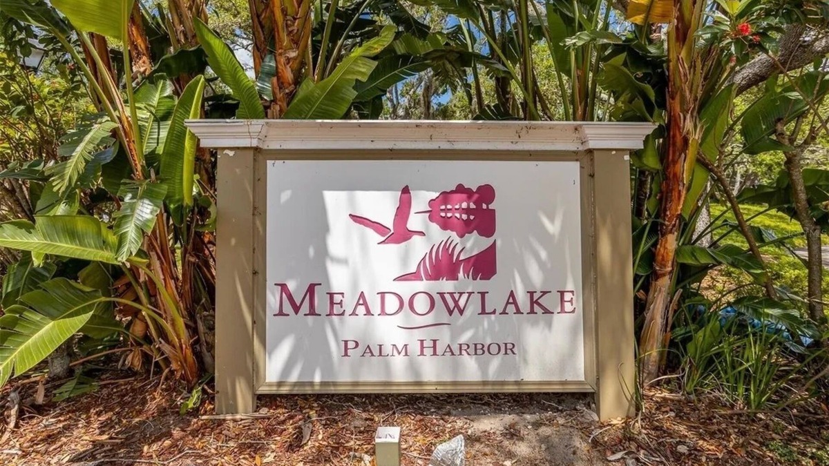 Palm Harbor Condo | Cozy 1-bedroom condo with AC and fitness room in marvelous Palm Harbor