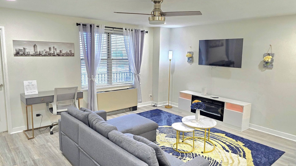 Peachtree Center Condo | Cozy 1-Bedroom Condo in Downtown Atlanta