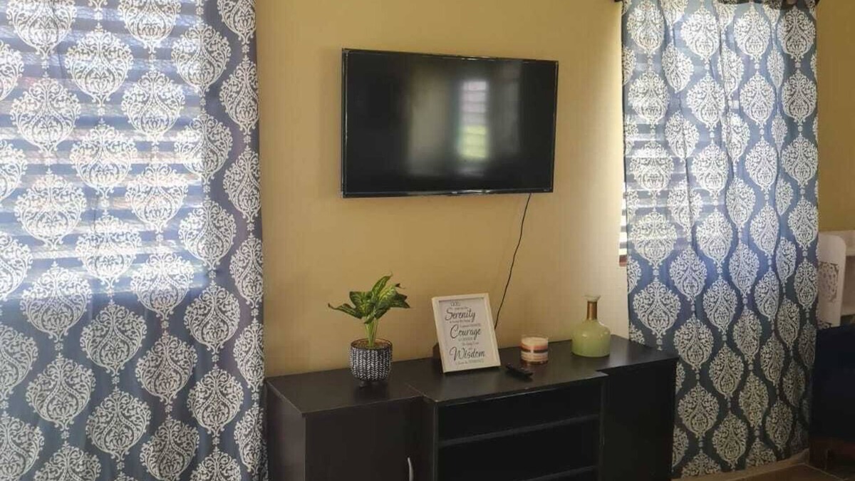 Saint Kitts and Nevis Villa | Cozy 1 Bedroom Condo with Free Parking