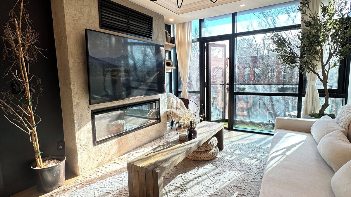 Ocean Hill Condo | Cozy 1-bedroom condo with rooftop