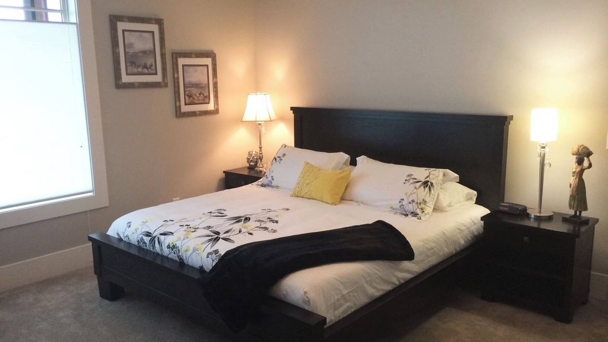 Southwest Mission House | Cozy 1 Bedroom Guest Suite, Private Entrance and Parking