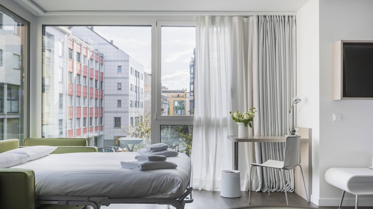 Nyon Hotel | Cozy 1-bedroom hotel with fitness room, WiFi in fabulous Nyon