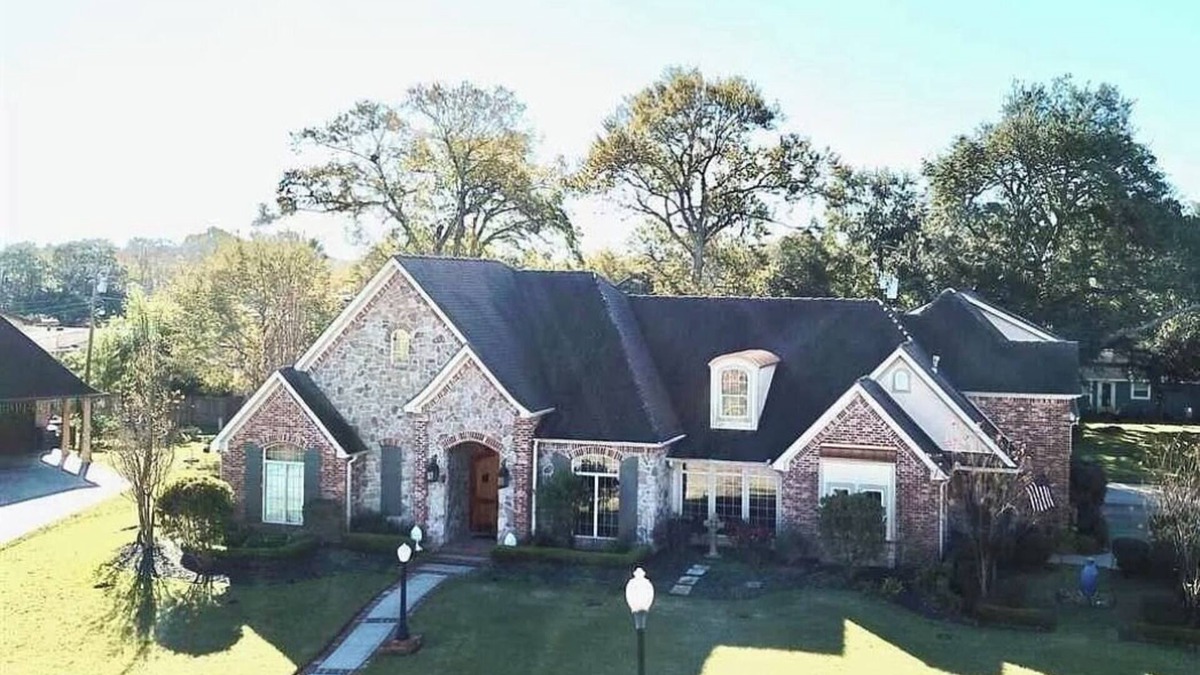 Port Neches House | Cozy 1-bedroom house with AC, WiFi in nice Port Neches