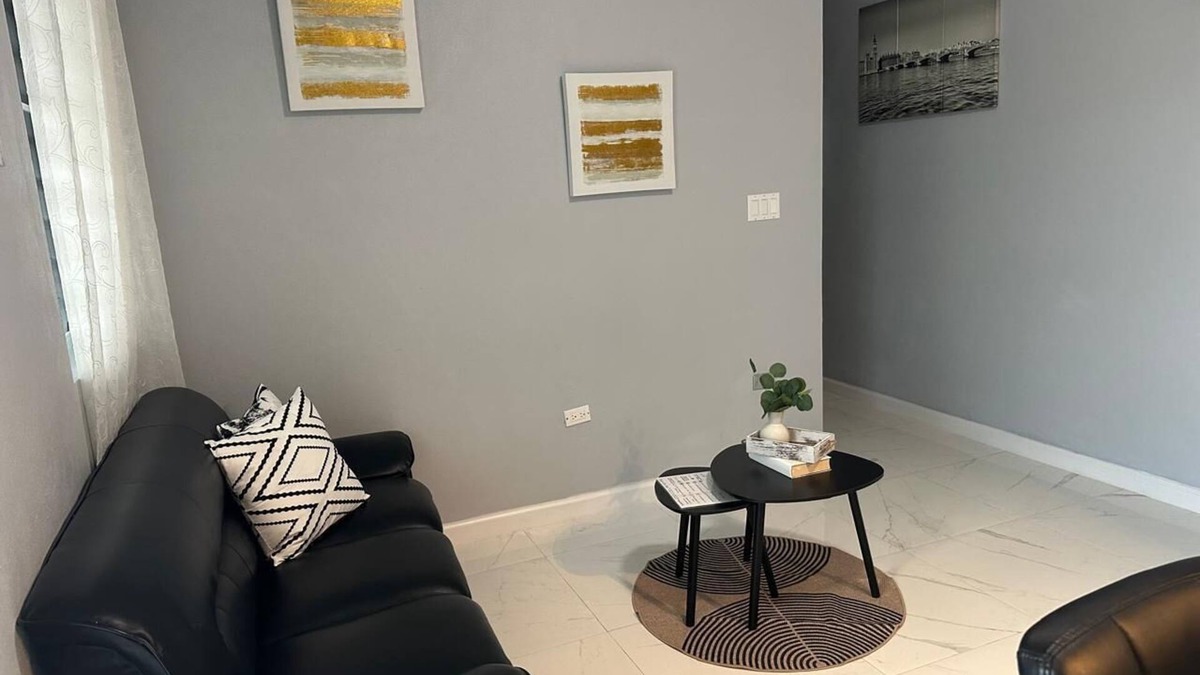 Road Town Apartment | Cozy 1 Bedroom In The Quiet Of Diamond Estate. Equipped With All Amenties.