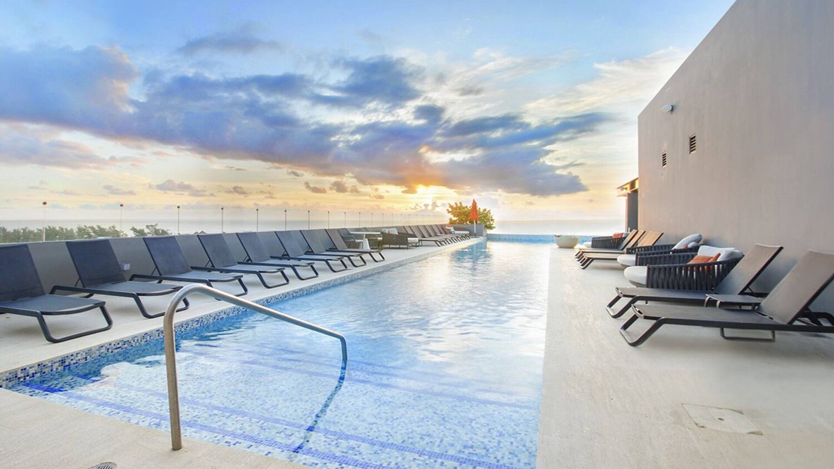 Zazil-ha Apartment | Cozy 1-Bedroom, Stunning Amenities in Playa del Carmen