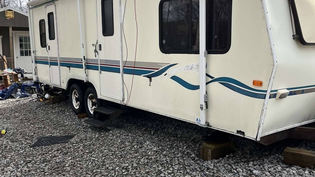 Lindseyville House | Cozy 1-bedroom RV in fantastic Leitchfield with AC