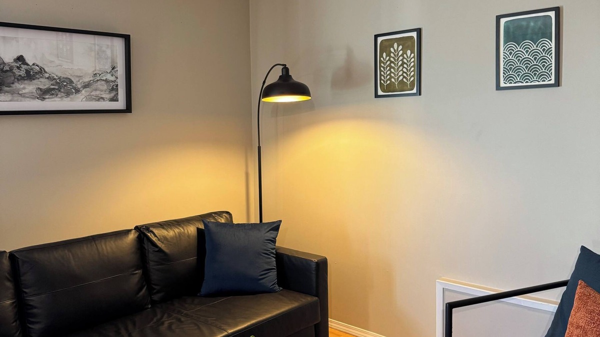 Yellowknife House | Cozy 1-bedroom suite close to downtown