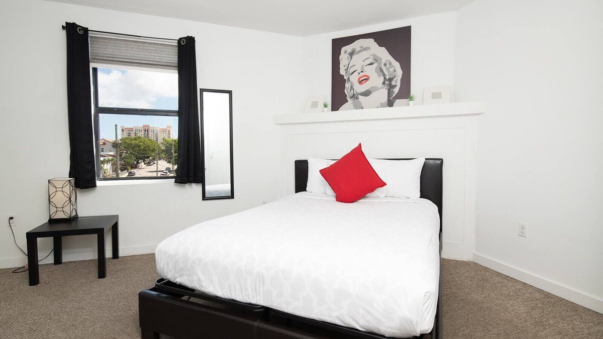 East Little Havana Apartment | Cozy 1 Brm 30 Day Rental Apartments with Wifi and Parking in the Heart of Miami!