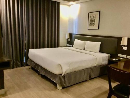 Bonifacio Global City Apartment | Cozy 1 Studio Room - The Residences BGC Taguig