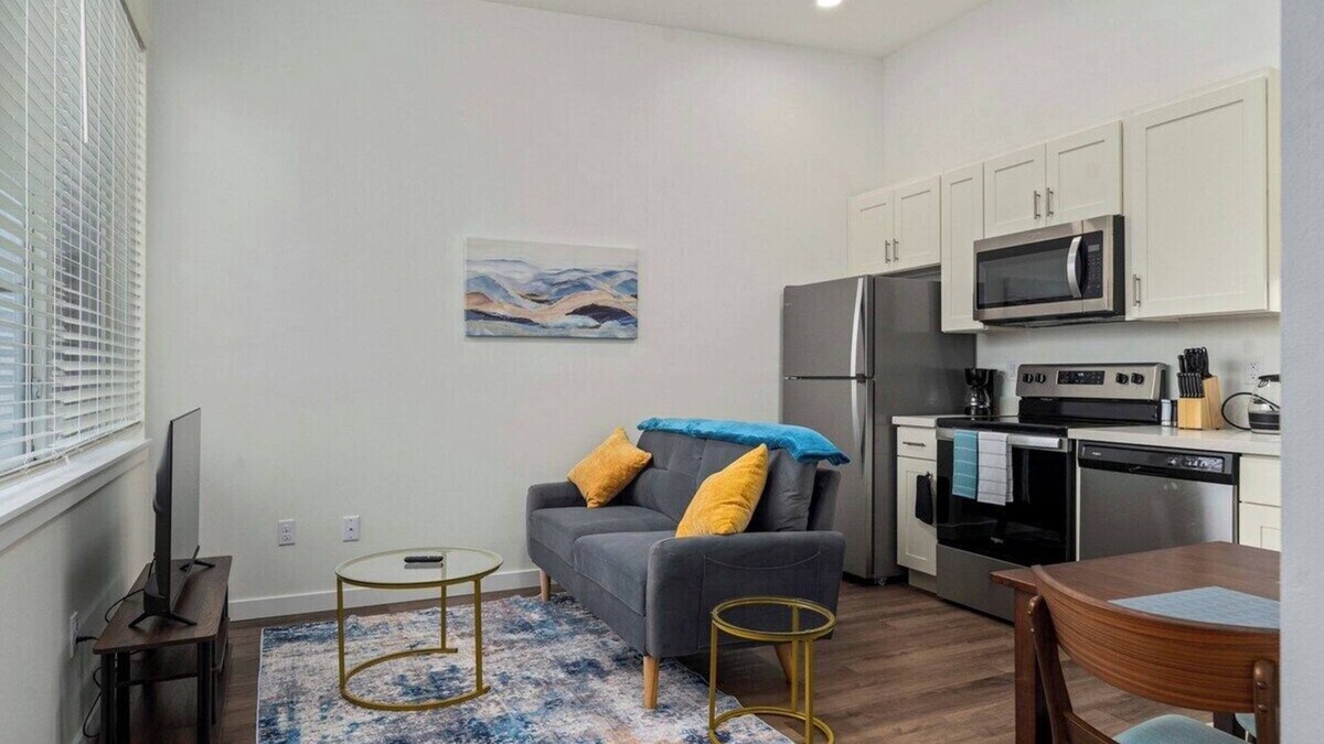 South Tacoma Condo | Cozy 1BR/1BA Apartment near Colleges