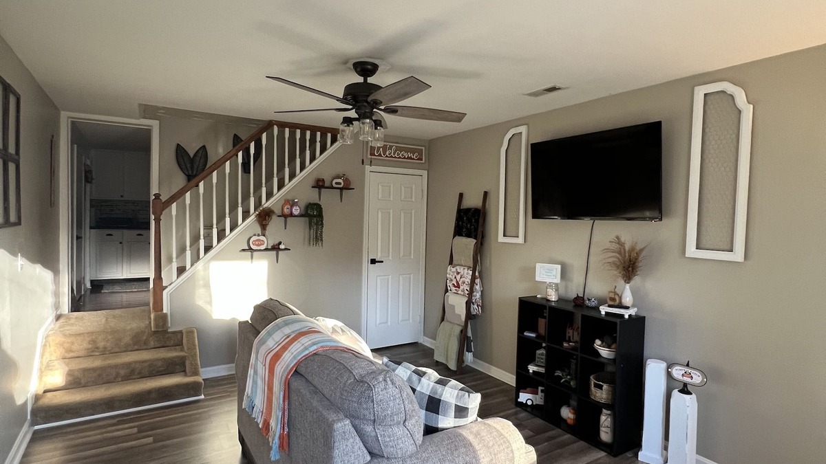 Calverton Apartment | Cozy 1BR Apt Minutes From Skyline Drive!