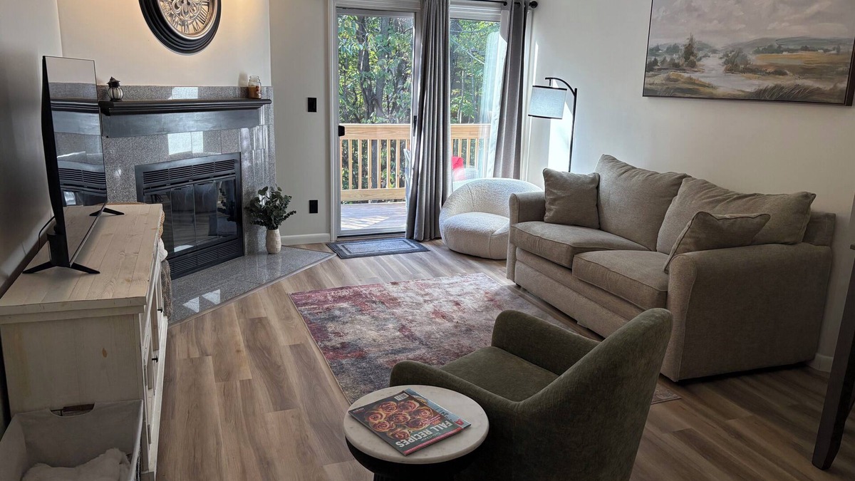 Avoca Condo | Cozy 1BR Condo @ Eagle Pointe