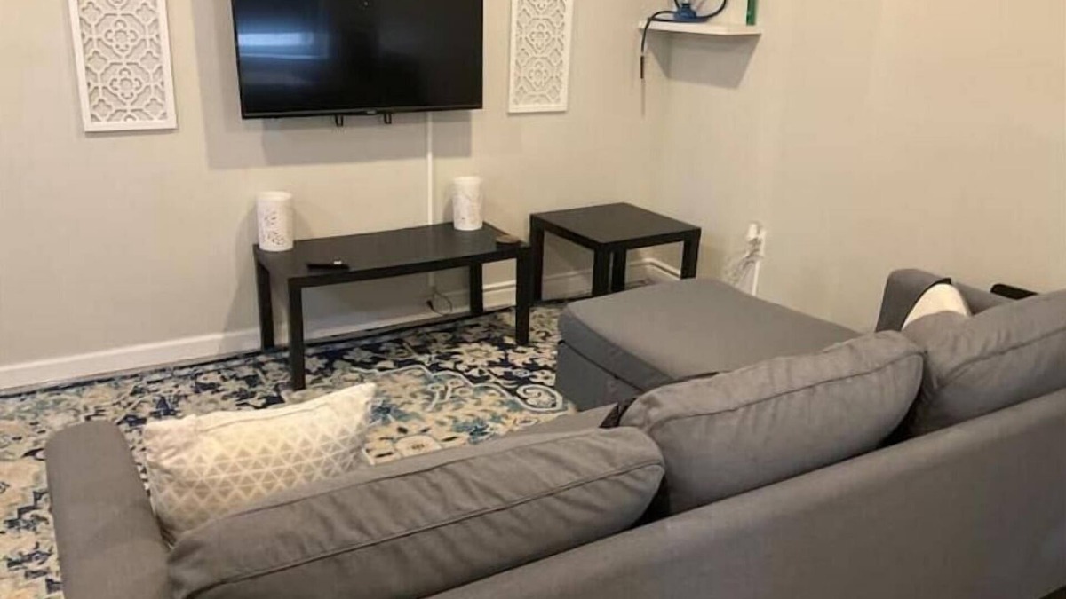 Greenville Apartment | Cozy 1BR Jersey City Apartment