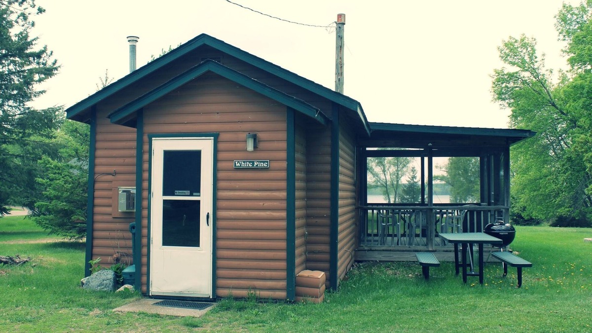 Backus Cabin | Cozy 1BR Lakefront Cabin w/Private Launch & Dock