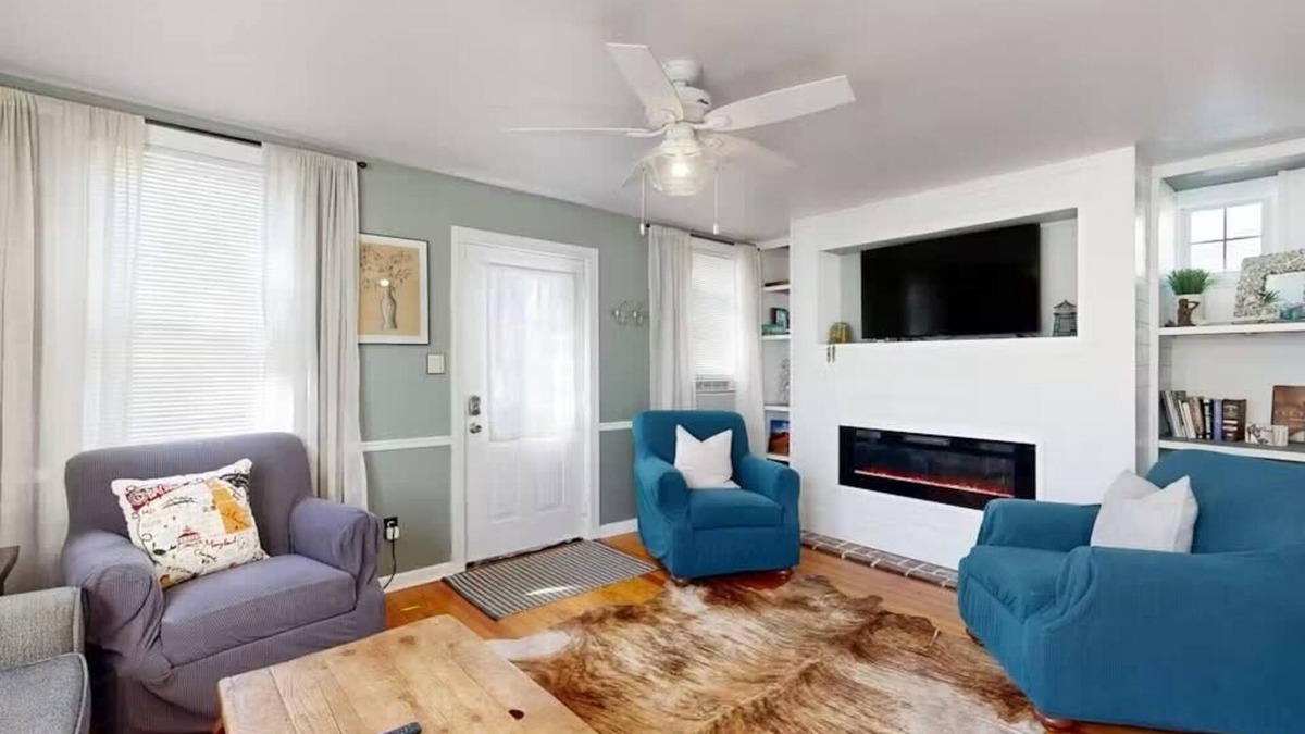 North Beach Apartment | Cozy 1st Level Beach House - Walk Everywhere