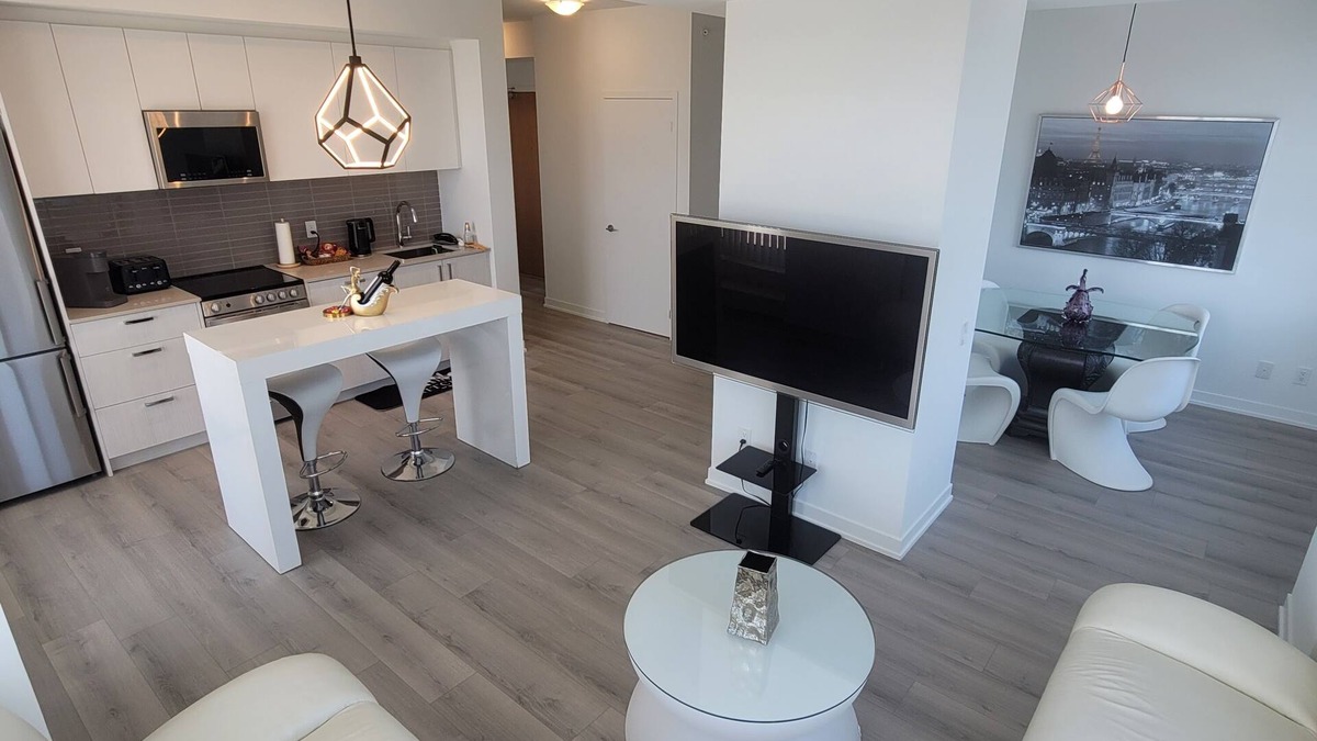 Harwood Condo | Cozy 2 bed & 2 bath Condo