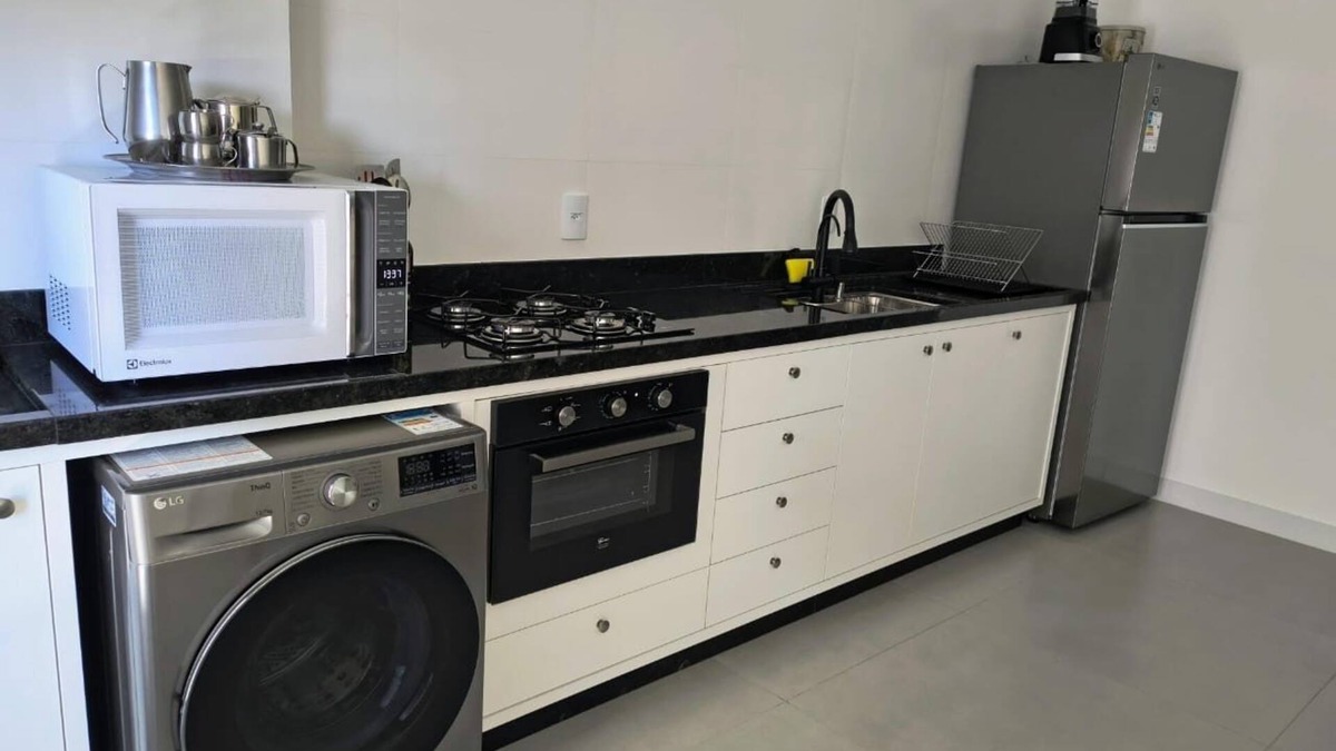 Itajai Apartment | Cozy 2 bedroom apartment on the famous Brava beach